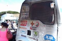 Video: Vojtíškův kamion se proměnil v hořící pochodeň