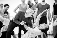 Balet Národního divadla uvede Kyliánovy choreografie, autor tanečníkům sám pomůže