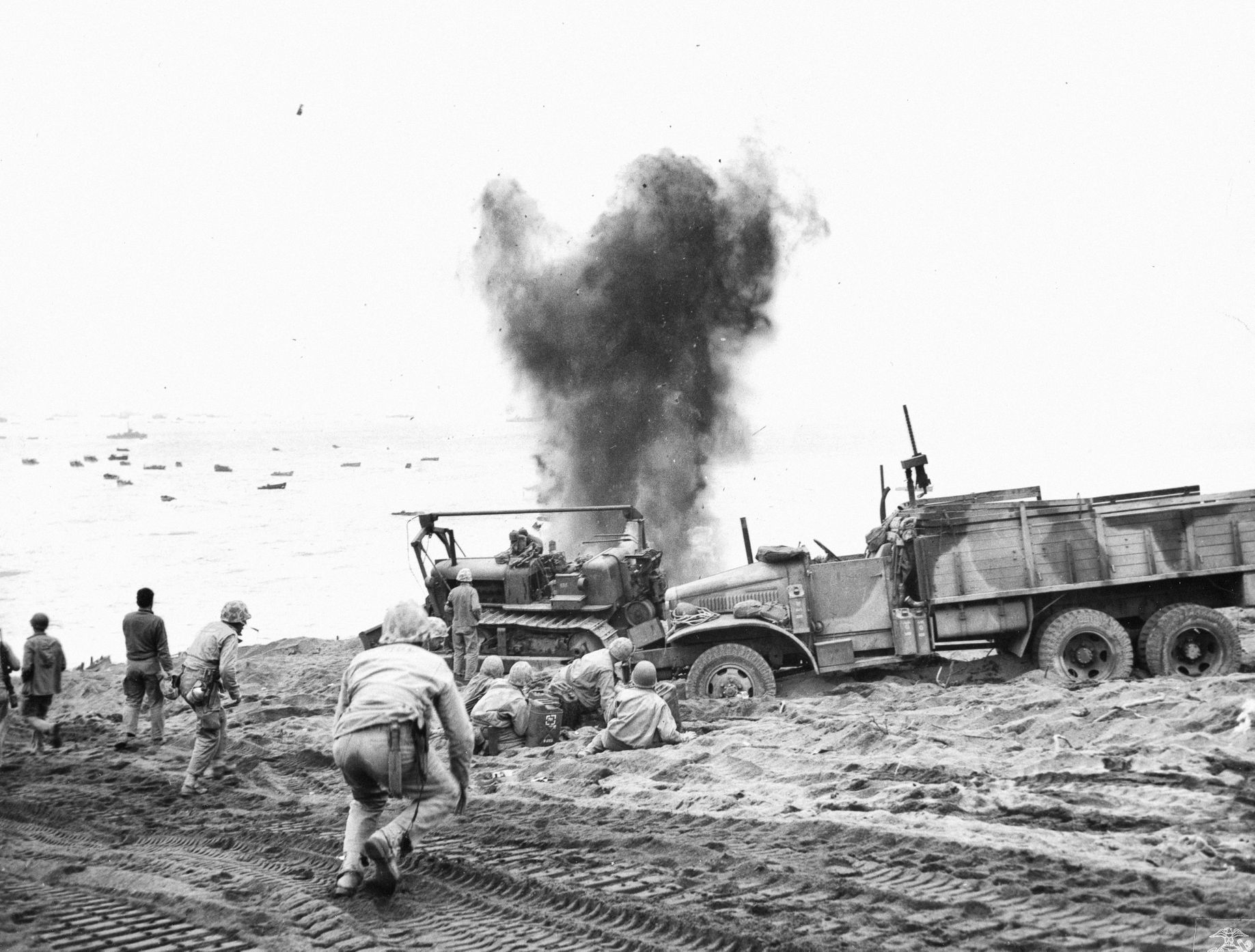 Jednorázové užití / Fotogalerie / Uplynulo 75 let od bitvy o japonský ostrov Iwo Jima / PB