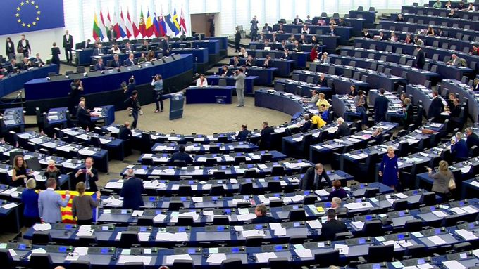 Poslanci Evropského parlamentu první říjnový týden schválili zřízení úřadu evropského veřejného žalobce.