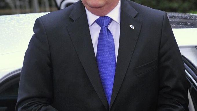 Premiér Petr Nečas přijíždí na jedná evropské sedmadvacítky. Snímek ze 7. února 2013.