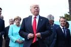 Neuspokojivé a obtížné, prohlásila Merkelová o jednání G7 o klimatu. Dohodě brání Trump
