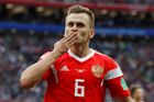 Výhru Ruska zařídil dvěma góly "supernáhradník" Čeryšev