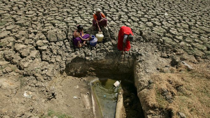 Nedostatek vody v Indii.