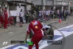 Massa málem přejel šéfa Ferrari: Ještě, že jsem řídil já