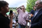 Toto Fiala nečekal. "Dokázal byste žít za 25 tisíc korun?" zeptal se ho školák