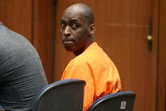 Americký herec Michael Jace dostal za vraždu manželky doživotí