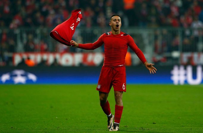 Bayern Munich's Thiago Alcantara celebrates after scoring a goal