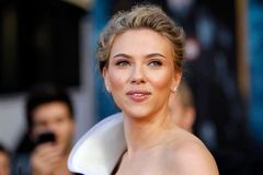 Scarlett Johanssonová nahrávala s Massive Attack