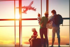 Stále více Čechů, kteří si dovolenou kupují u cestovní kanceláře, vyráží letadlem
