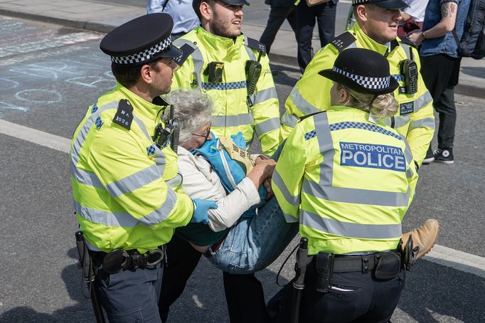 Londýn - Extinction Rebellion. Protesty proti změnám klimatu