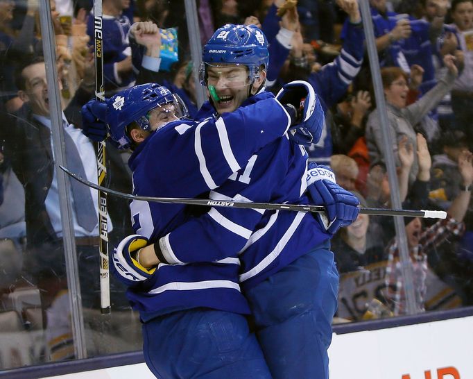 NHL: Boston Bruins at Toronto Maple Leafs (Bozak, van Riemsdyk)