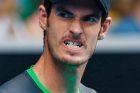 Andy Murray se narodil 15. května 1987 ve skotském Glasgow a jako správný Brit se s taji grandslamových turnajů poprvé seznámil před deseti lety ve Wimbledonu, kde hned došel do třetího kola.