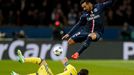 LM, PSG-Chelsea: Ezechiel Lavezzi - John Terry  (26)