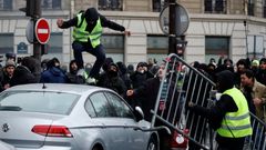 Protesty žlutých vest v Paříži