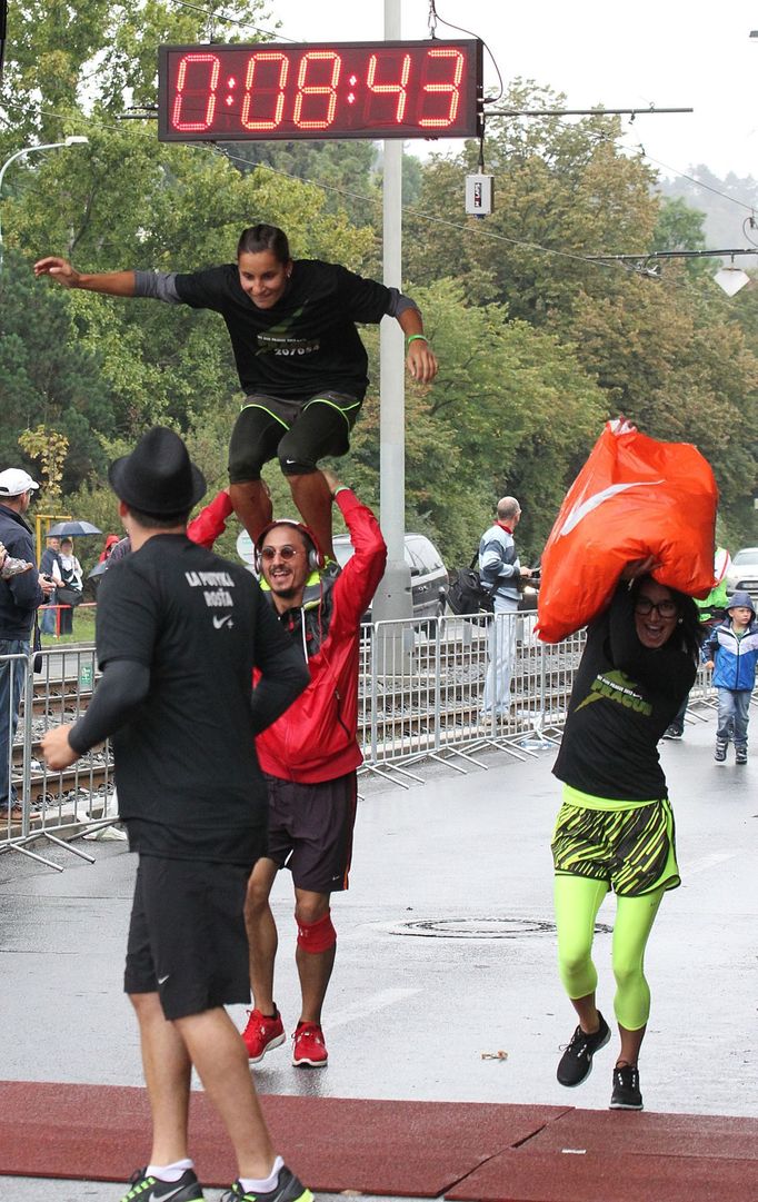 Běžecké závody We Run Prague na 10 km z pražského Podolí.