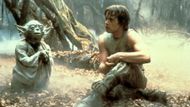 Neobydlený Dagobah, kde zemřel ve věku 900 let mistr Yoda, je pokryt močály a pralesy.