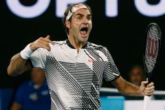 Federer si poradil s přemožitelem Murrayho, v boji o finále vyzve Wawrinku
