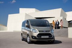 Skvělá volba pro rodinu? Ford Tourneo Custom