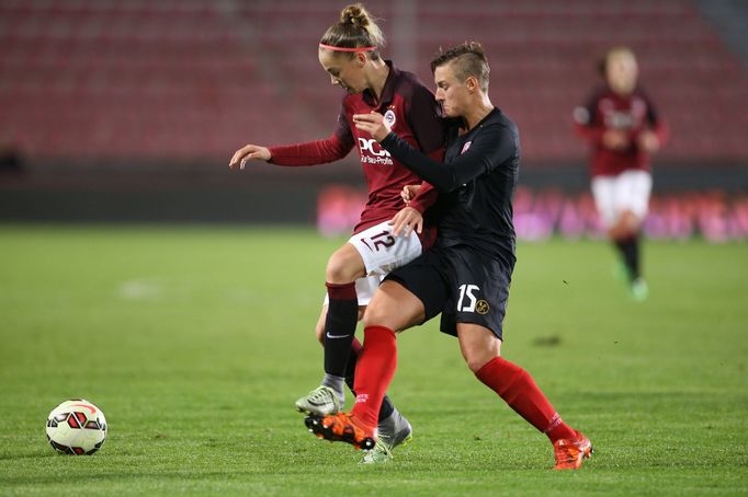 Sparta ženy - Twente ženy, Liga mistrů žen 2016/17 Andrea Stašková a Kristina Ermanová