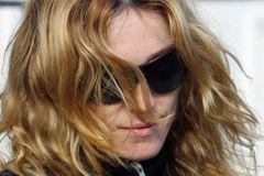Potvrzeno: Madonna odchází od Warner Music