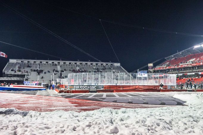 Scotiabank NHL100 Classic hockey game: Ottawa Senator vs. Montreal Canadiens