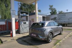 Ministr průmyslu Havlíček: Vláda chce podpořit výstavbu plniček pro vodíková auta