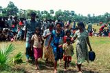Tamilští civilisté prchají z oblasti bojů na Srí Lance