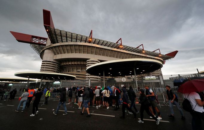 Stadion San Siro před zápase AC Milán s AS Řím