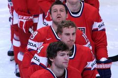 Češi jsou na Švédy unavení, hráči z NHL kvůli posunu nespí