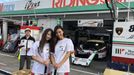 Závodní královny  z japonského šampionátu sportovních vozů Super GT.