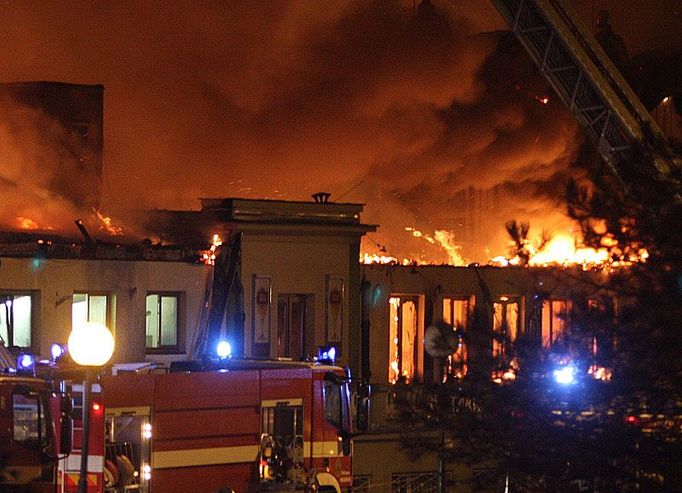 Shořel Veletržní palác v pražském Bubenči