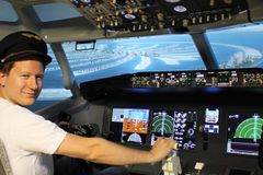 Darujte originální vánoční dárek – let v simulátoru Buď Pilot Brno