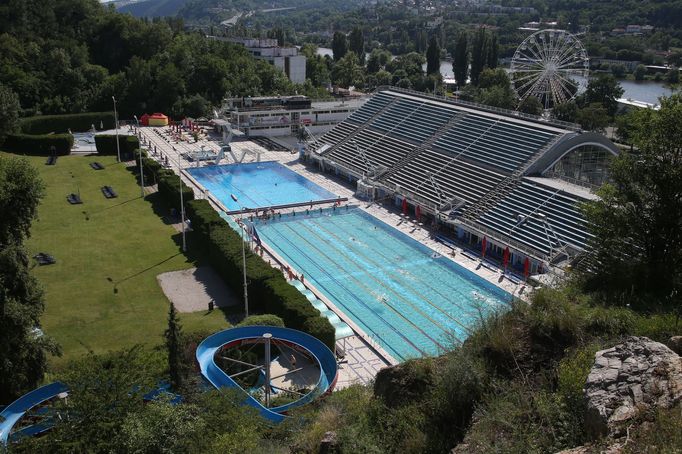 Plavecký stadion v Praze-Podolí