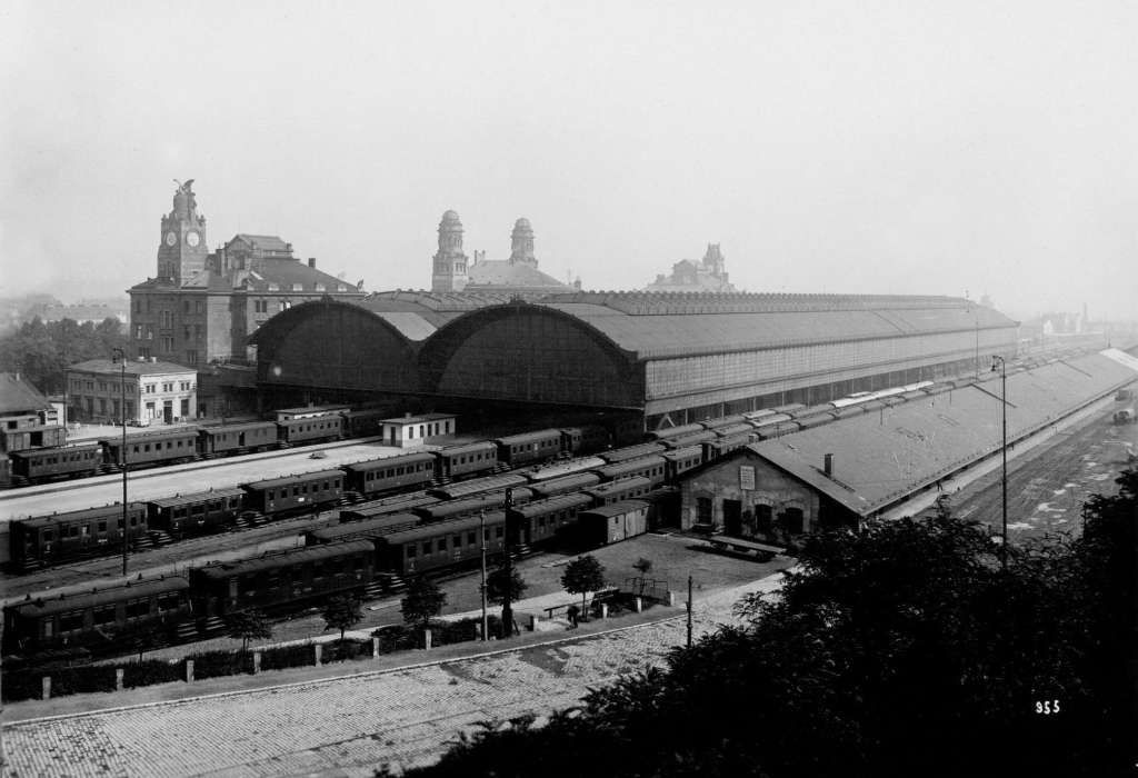Hlavní nádraží - historické fotografie