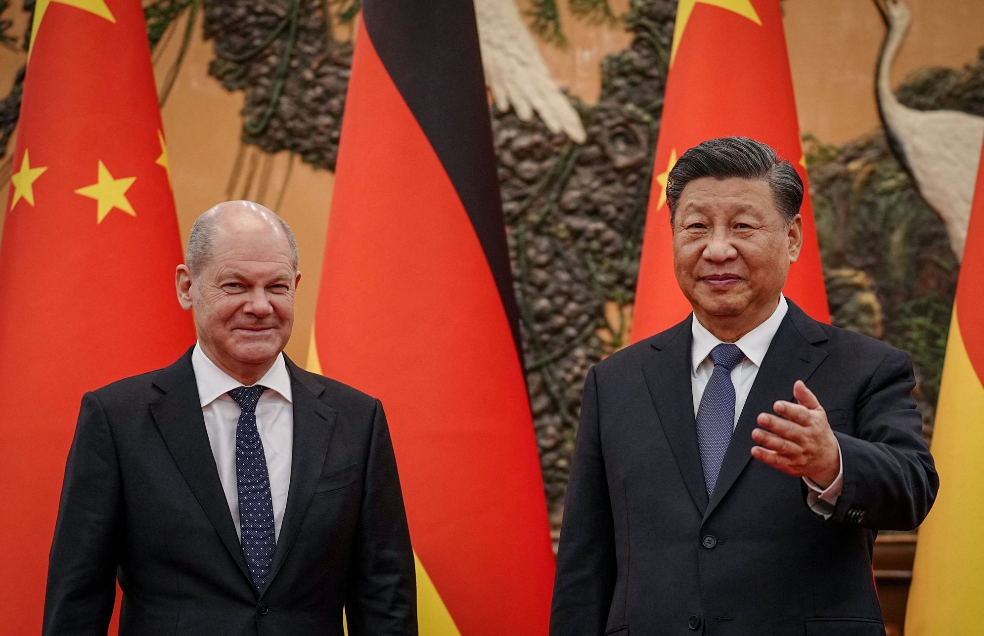 Olaf Scholz a Si Ťin-pching v Pekingu.