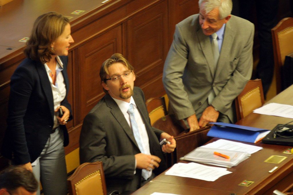 Ve sněmovně po prázdninách