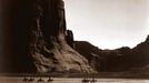 Podívejte se na unikátní magické kouzlo starých fotografií amerických indiánů jak je zachytil okolo roku 1900 fotograf Edward Sheriff Curtis.