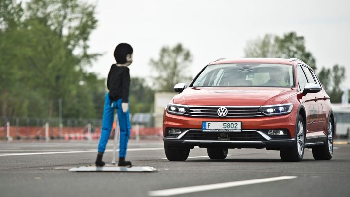 Zvládli byste pracovat ve vývoji pro automobilku? Zkuste si pohovor nanečisto