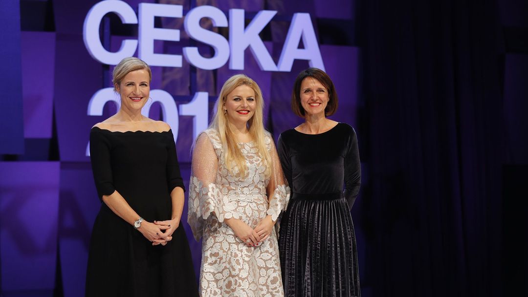 Absolutní vítězky letošního ročníku TOP ŽENY ČESKA 2018. Na snímku zleva doprava: Daniel Pešková, Kateřina Šimáčková a Simona Kijonková