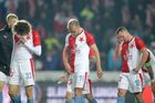Smutní slávisté po zápase 28. ligového kola Slavia - Sparta