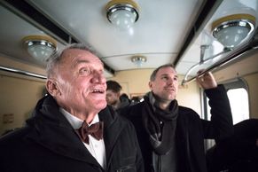 Foto: Svoboda i Hřib se projeli sovětským metrem. Vyjelo k výročí Nuselského mostu