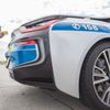 Policisté se pochlubili dalším BMW i8. Nový vůz dostali po nabourání předchozího