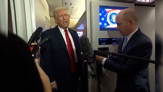 Donald Trump a Jurij Ušakov o Witkoffovi a uniklých telefonátech