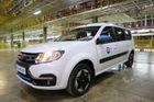 AvtoVAZ se obecně rozhodl více šlápnout do elektromobility a ještě letos by měl začít vyrábět kombi nebo dodávku e-Largus, která má základ v první generaci Dacie Logan MCV.