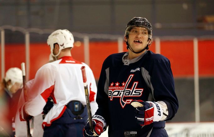 Alexandr Ovečkin na tréninku Washingtonu Capitals před startem NHL