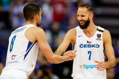 Česká radost. Basketbalisté zvládli klíčový duel a postoupili do osmifinále ME