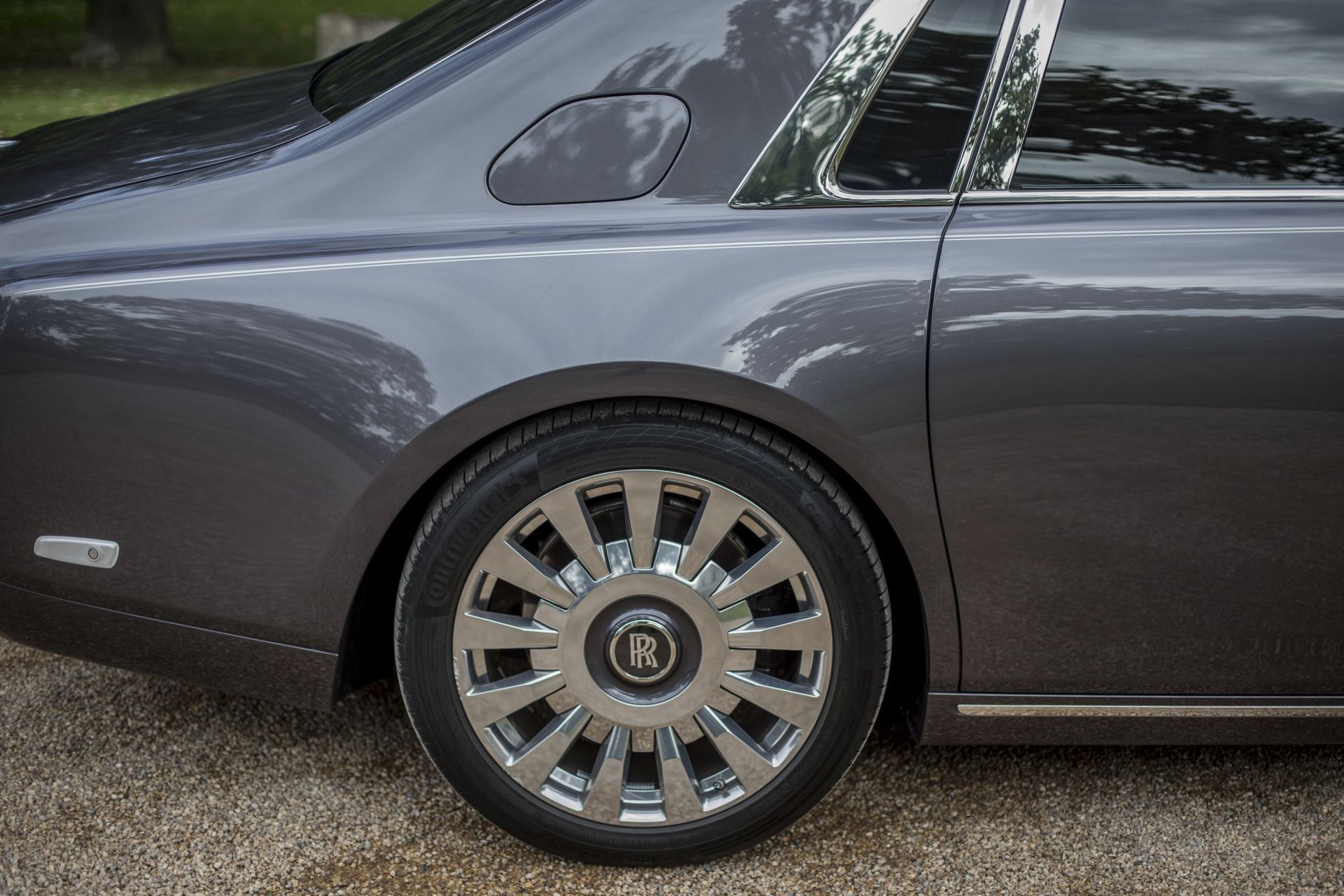 Rolls-Royce Phantom a Cullinan