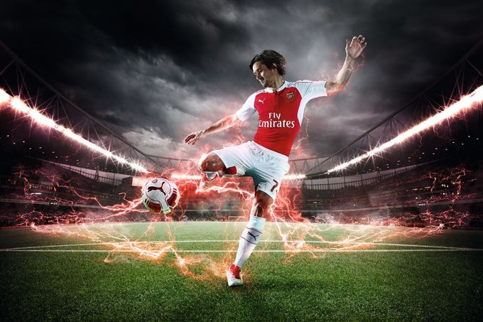Tomáš Rosický v novém dresu Arsenalu (2015)