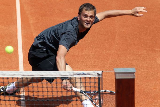 Tenis, Prague Open 2013, finále: Oleksandr Nedovjesov (vítěz)